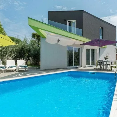 Nika Comfortable Holiday וילה