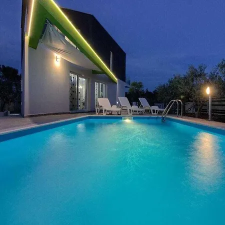 Villa Nika Comfortable Holiday Medulin