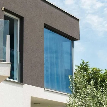 Nika Comfortable Holiday Villa *