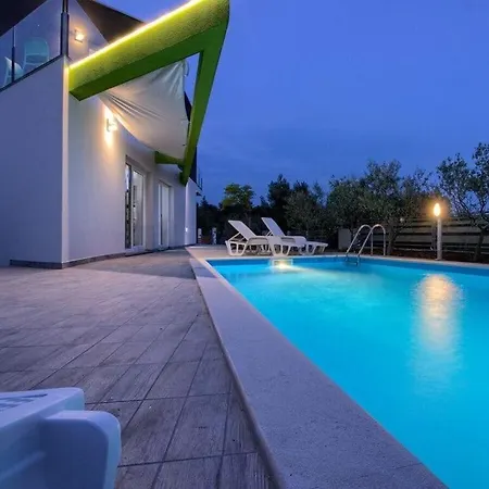 Villa Nika Comfortable Holiday *
